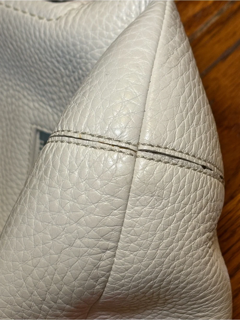 Vintage Y2K Coach Soho Ivory Leather Hobo Shoulder Bag F13106